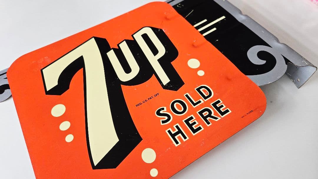 7UP セブンアップ　ブリキ看板　USA製　ディスプレイ　ビンテージ　レア　希少