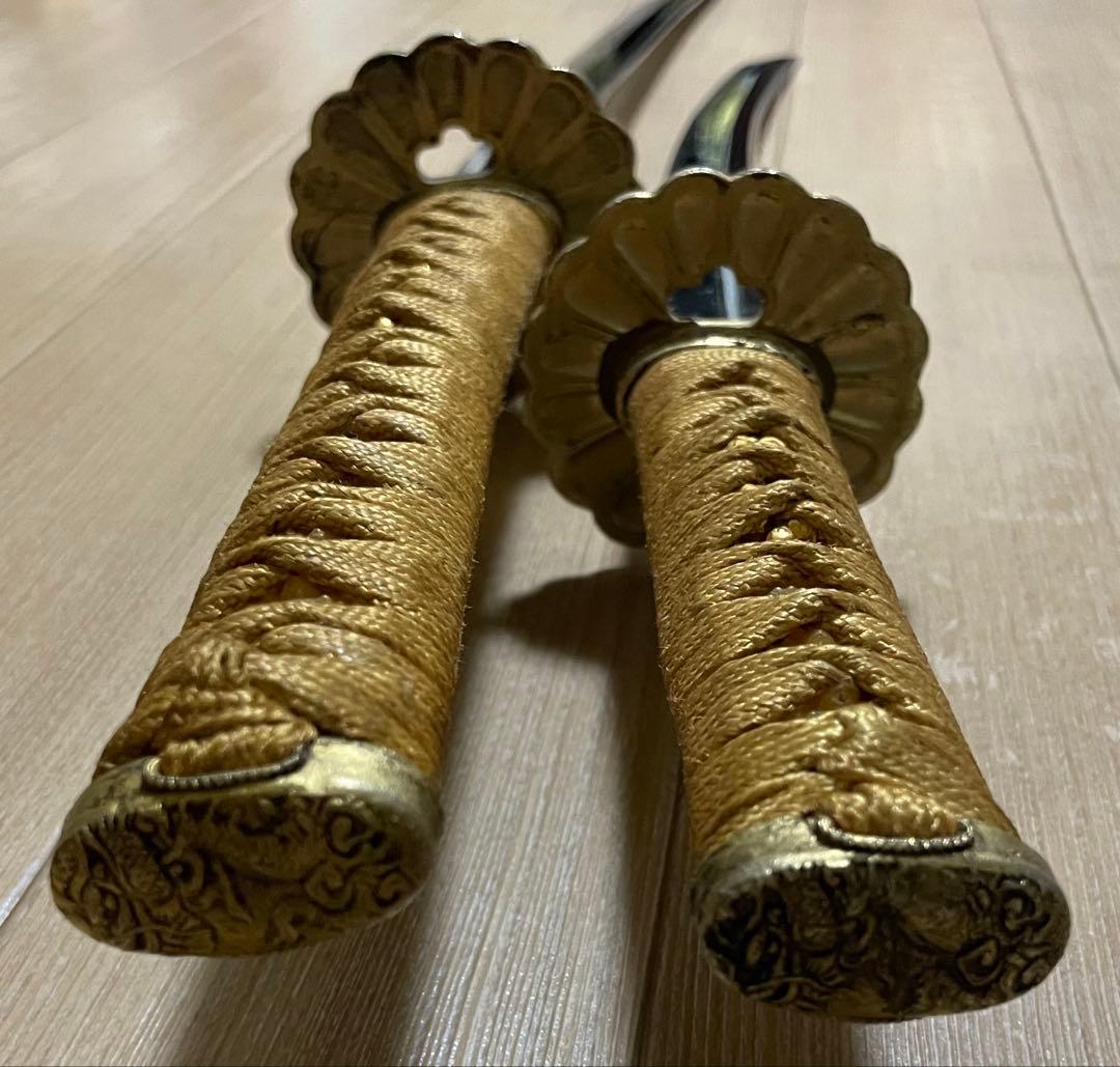 ポメ　模造刀　居合刀　太刀　脇差　刀掛け　武具　X098