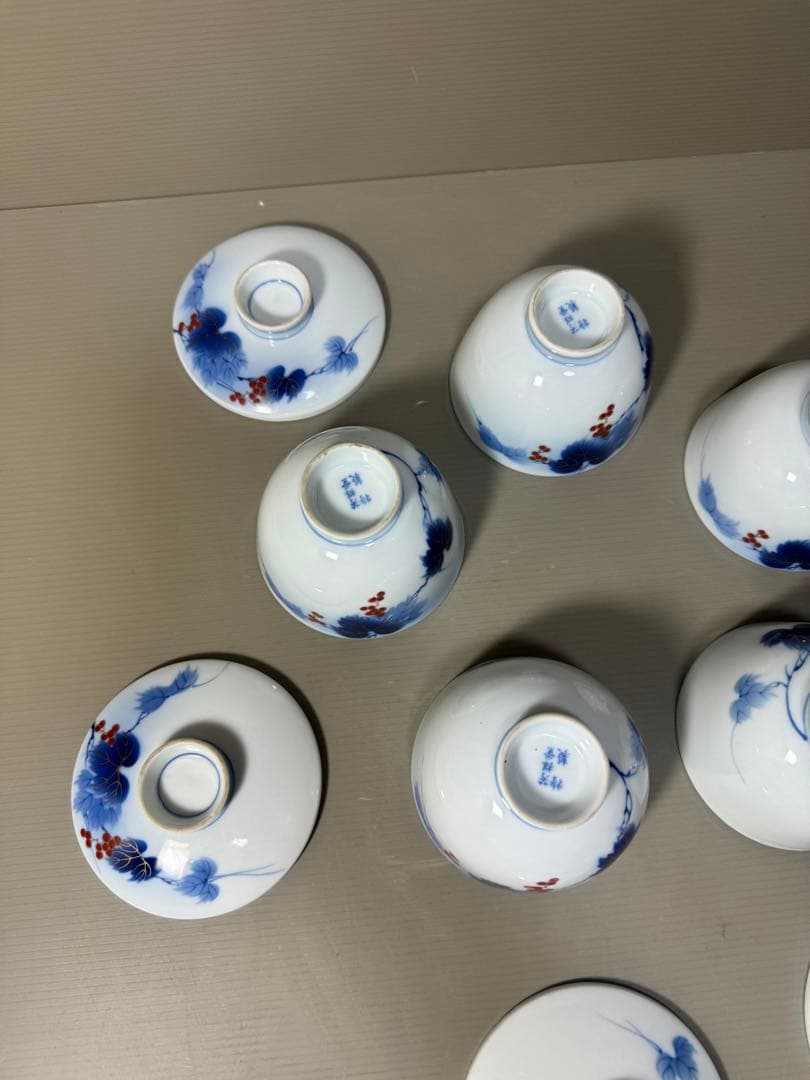 2210 有田焼 芳祥堂特製　葡萄瑠璃　湯呑蓋付　5客