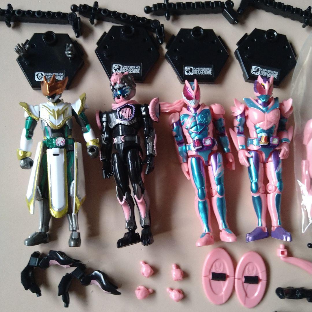 【値下げ交渉可能】仮面ライダーリバイス 装動 まとめ売り 当選品あり