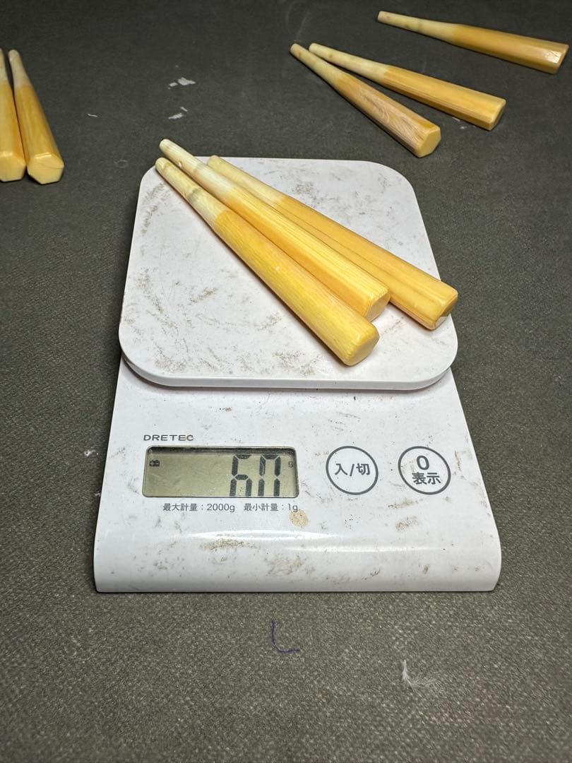 三味線　天然素材　糸巻き　和楽器　弦楽器　民謡　細密細工　アンティーク