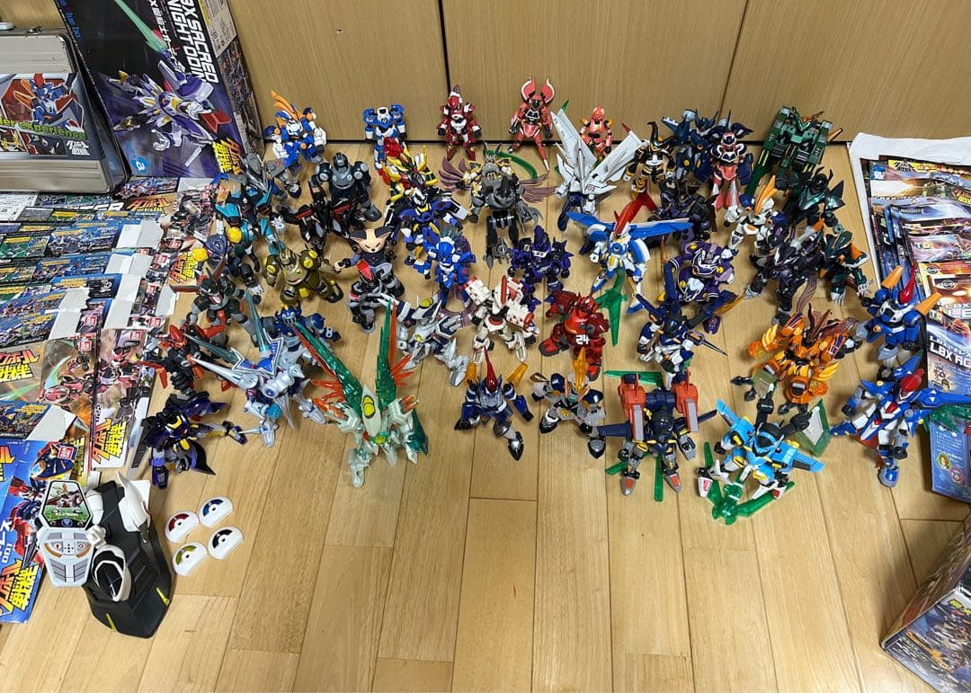 ダンボール戦機　LBX 約50体まとめ売り　上箱付き　説明書付き