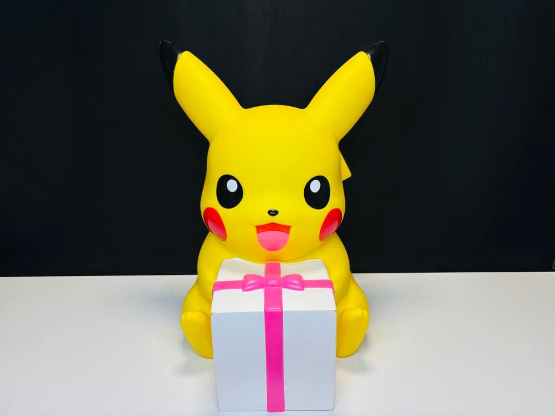 ポケモンキッズ 15th ビッグソフビ ピカチュウ