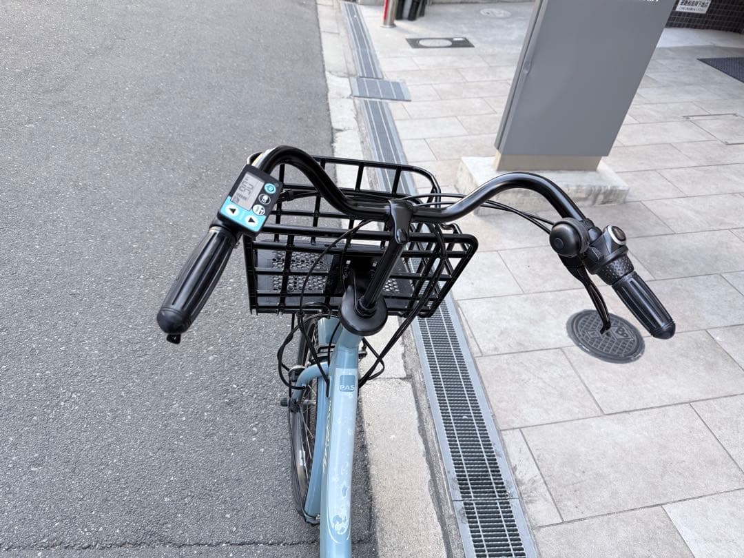子供乗せ　ヤマハ　水色 電動アシスト自転車 チャイルドシート付き