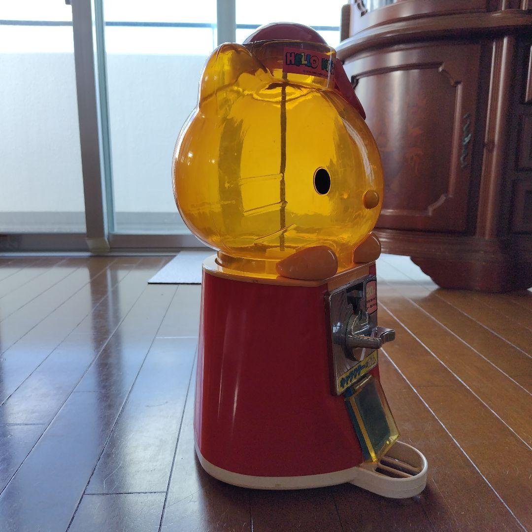 ハローキティ ガチャガチャ ガムボールマシン