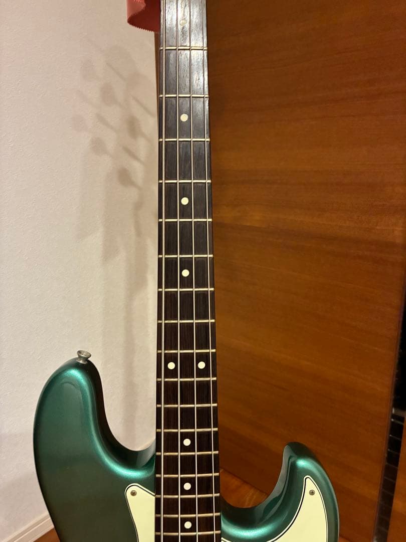 ハカランダ指板ラムトリックカンパニー　Sonic ジャズベース　SJB