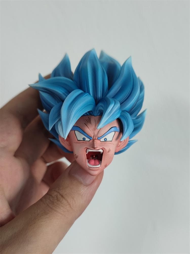 新品未開封『ドラコンボール』超サイヤ人ゴッドSS界王拳ガレージキット スタチュー