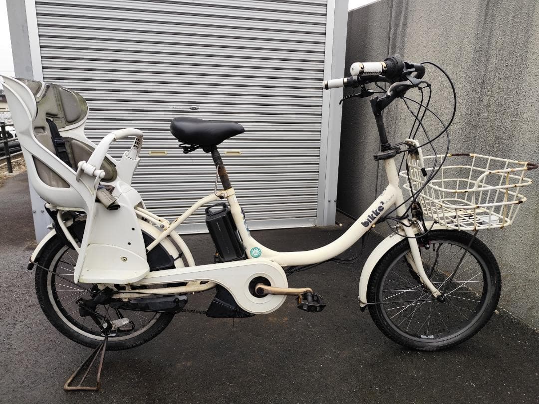 ブリヂストン　ビッケ2　8.7Ahバッテリー　2016年製　後ろタイヤ新品