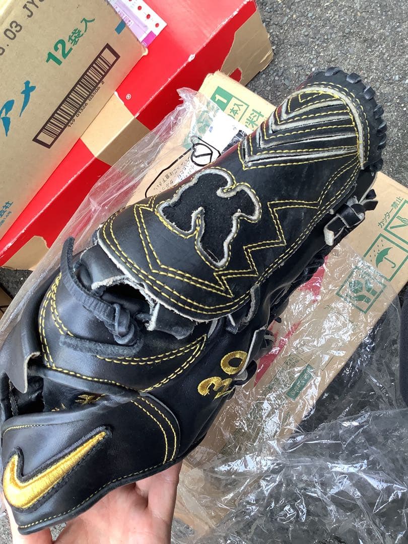 阪神タイガース久保田投手 実使用グローブ NIKE ナイキ