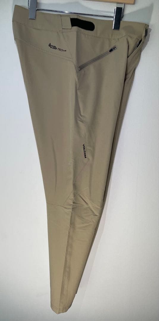 VOLCOM ストレッチ ベージュパンツ 32