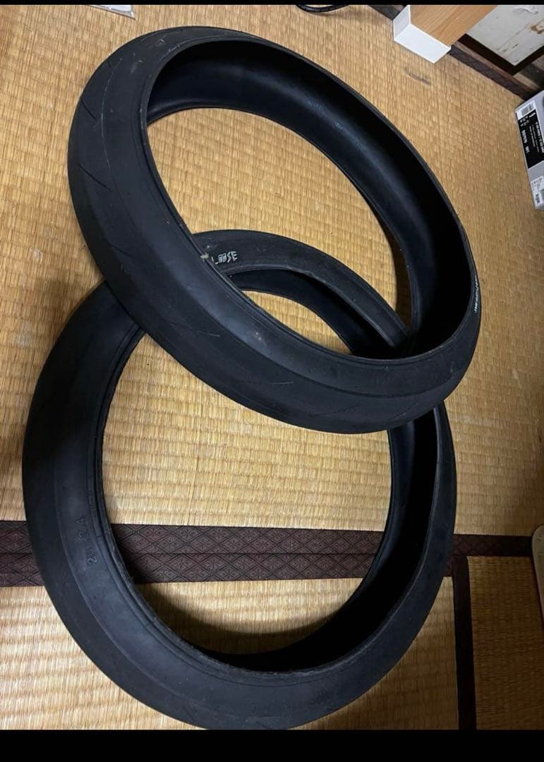 CULTスキットタイヤ 110 PSI bmx