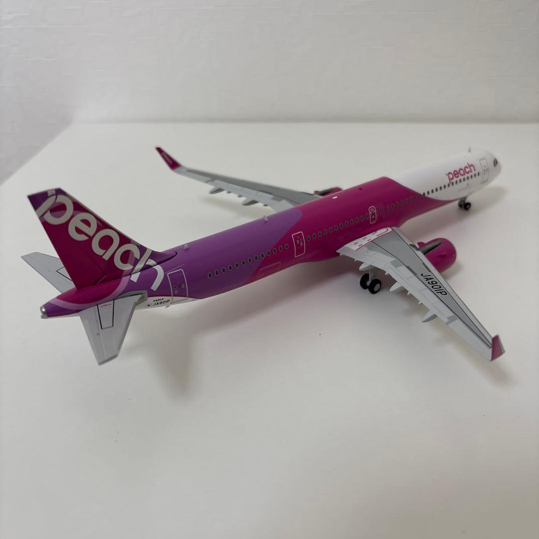 航空機・ヘリコプター Peach Airbus A321 neo
