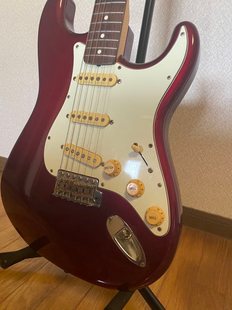 Fender ストラトギター