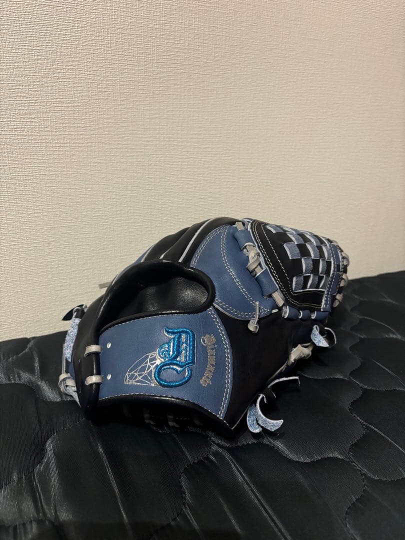 ディアマンテ グローブ