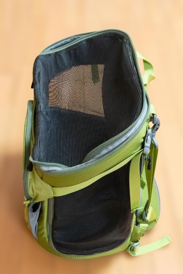 美品　モンベル ドッグ(犬 & 猫)キャリー バッグ M