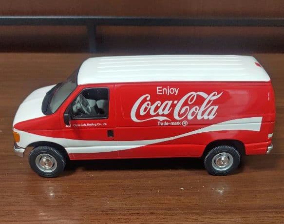 JL ジョニーライトニング フォード E-250 バン コカコーラ 1/24