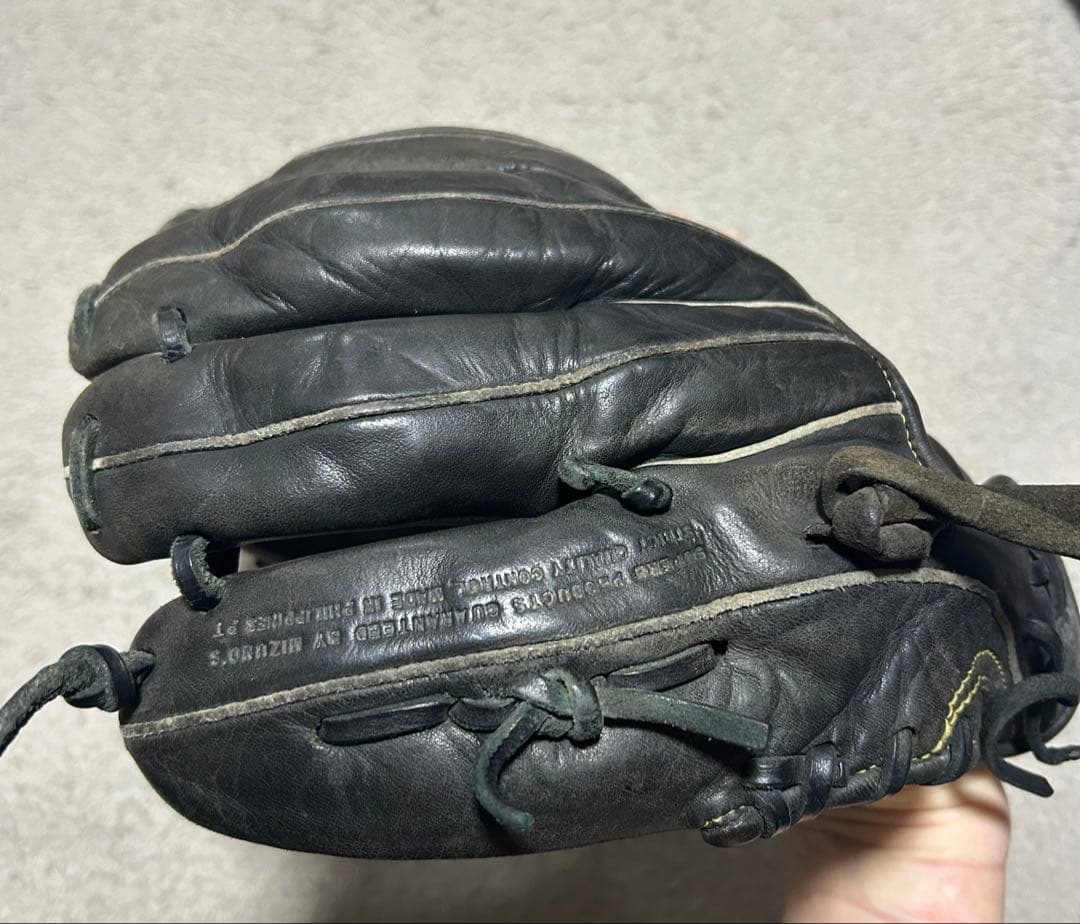 軟式用 Mizuno セレクト 右投げ用グローブ 黒