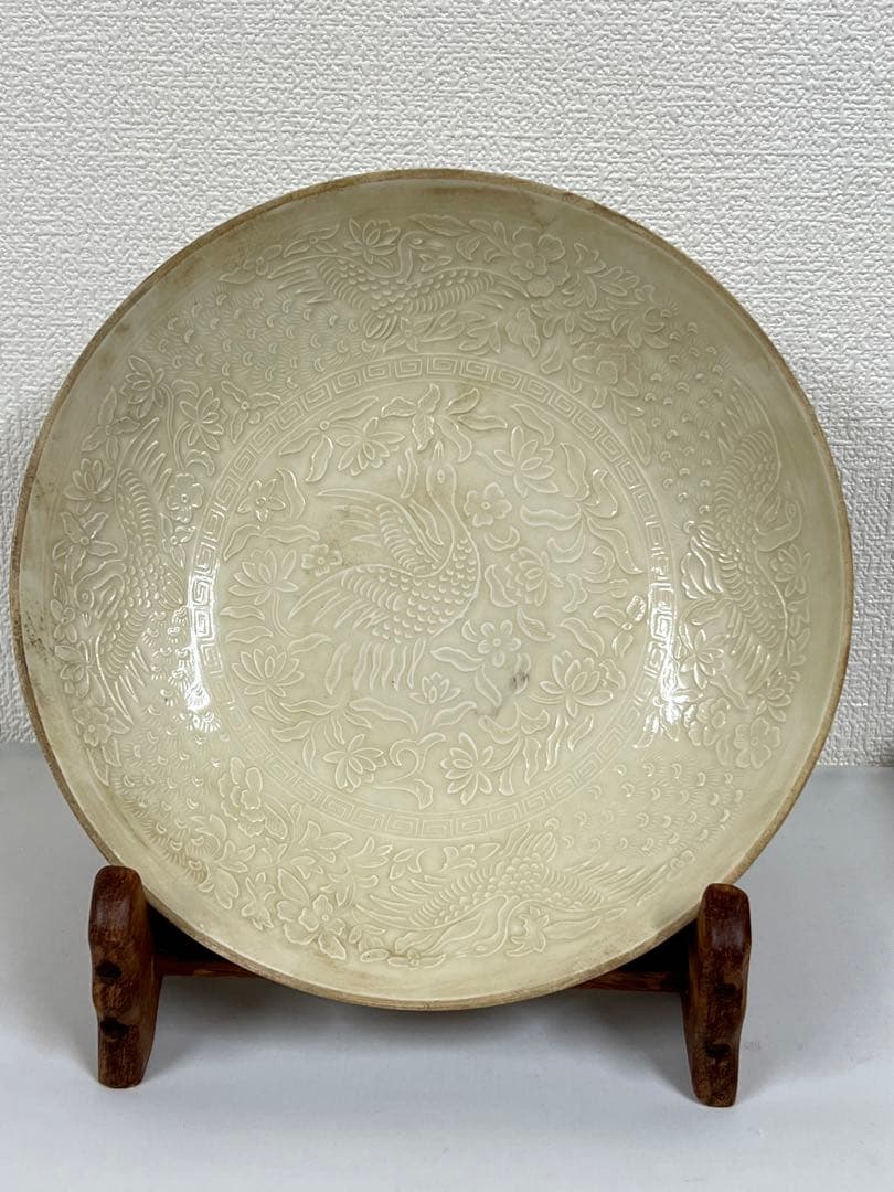 中国古美術　宋時代定窯白磁花卉•鶴紋皿；BL1-7