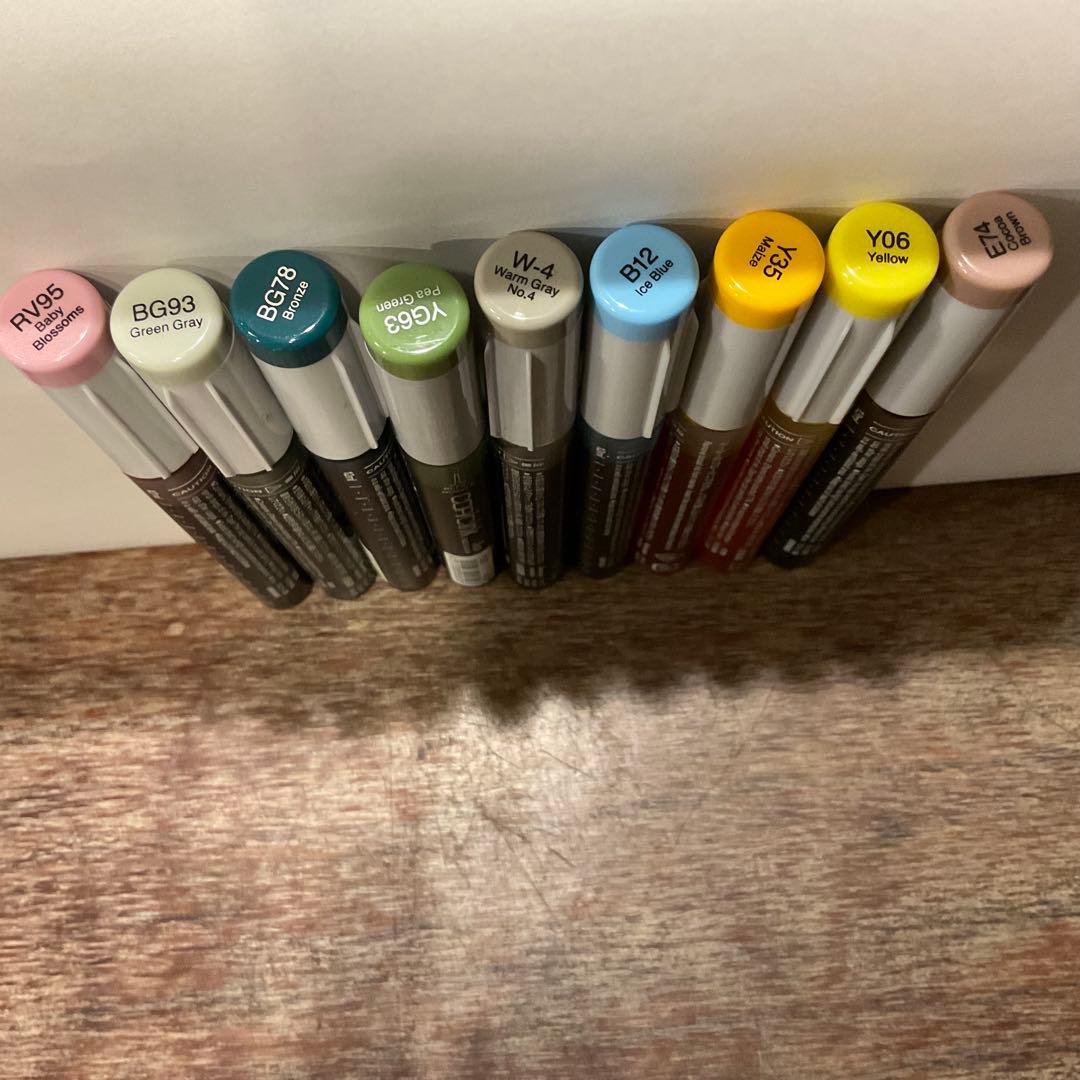 美品！Copic Sketch コピックインク43本+専用ケース 72本用