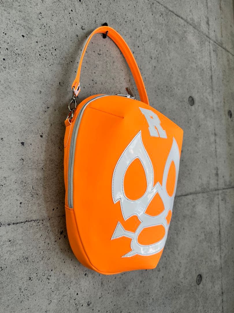 【新品未使用】サイズ(縦:37横:25幅:10)シューズケースラッセルノ2603