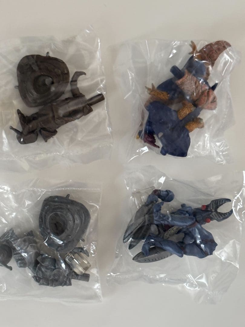 キャラエッグ　ウルトラマンシリーズ　　怪獣　21体セット　新品未開封