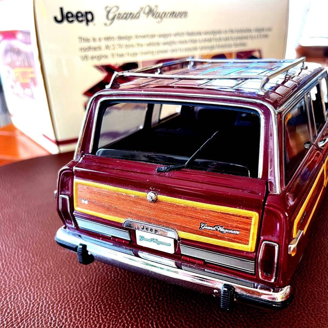 ジープ　グランドワゴニア　Grand Wagoneer AUTOart　1/18