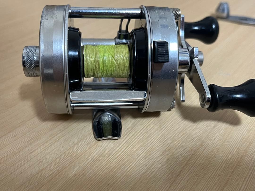 アブ アンバサダー 2500C 1982年 エビスフィッシング オールドリール