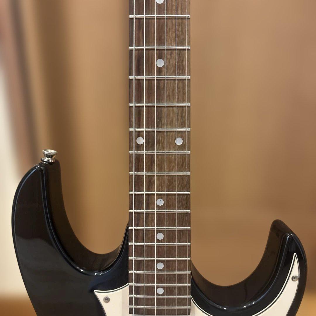 Ibanez GIOシリーズ ストラトキャスタータイプ アーム付 新品弦張替済