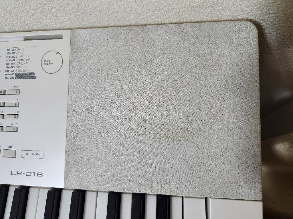 CASIO LK-218 CASIO 電子ピアノ　光ナビゲーション※台別売り