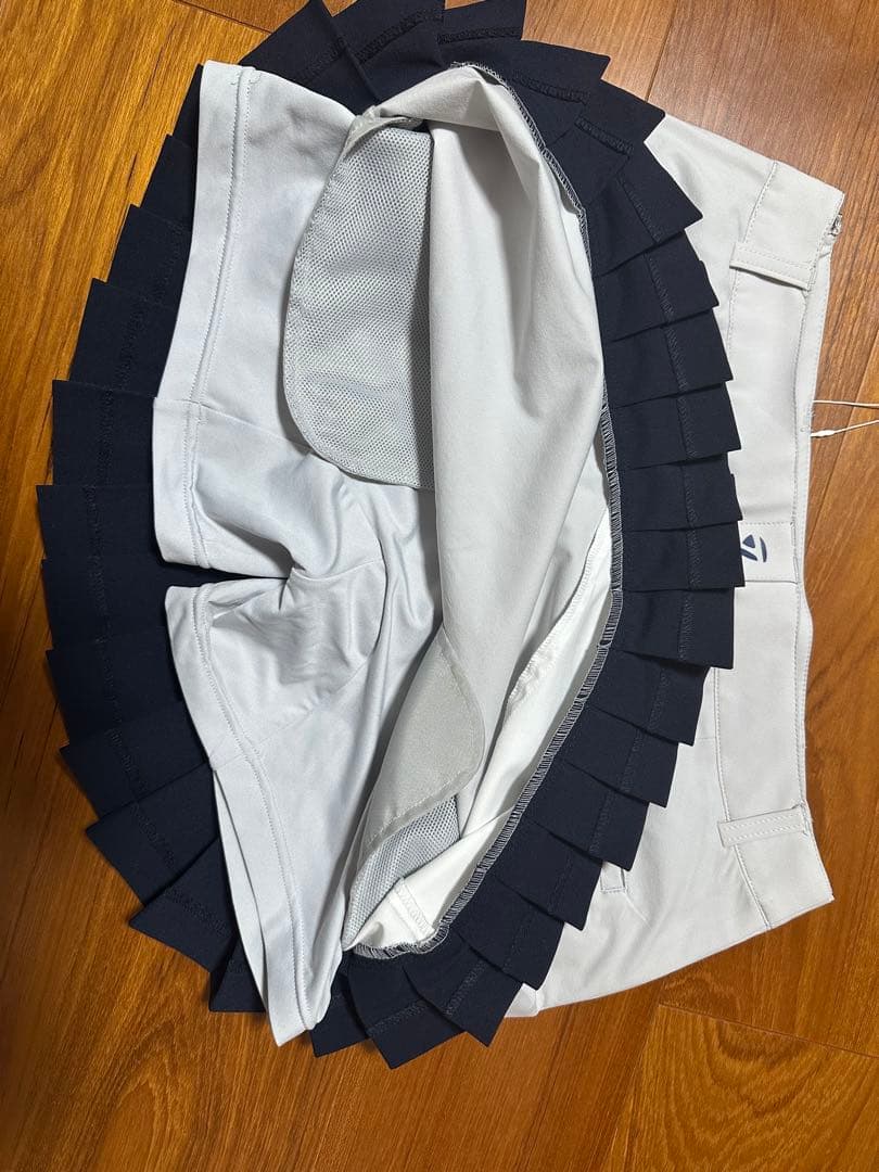 TAYLOR MADE プリーツ　スカート グレー/ネイビー