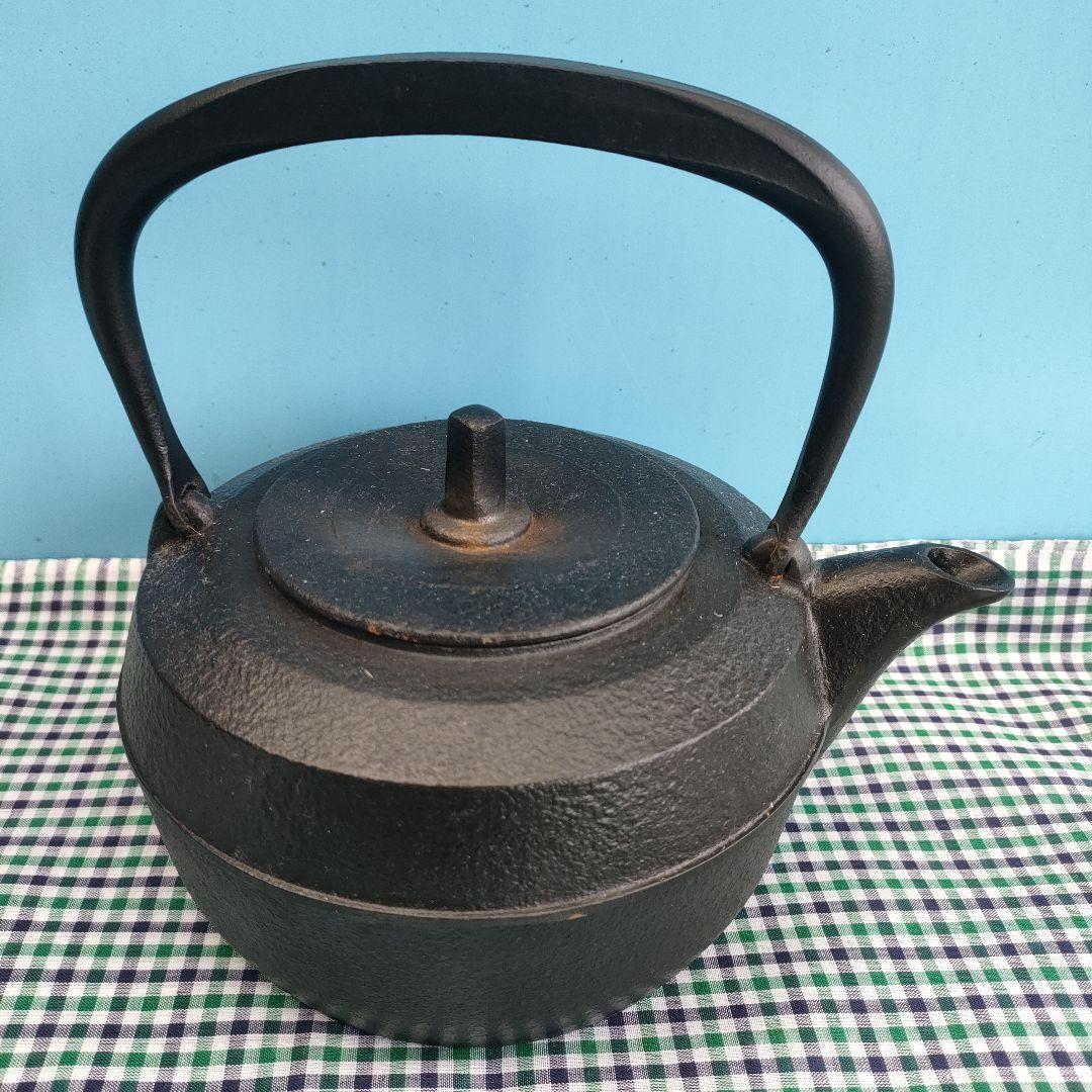 岩鋳鉄瓶　黒焼付 ケトルバウム1.1L