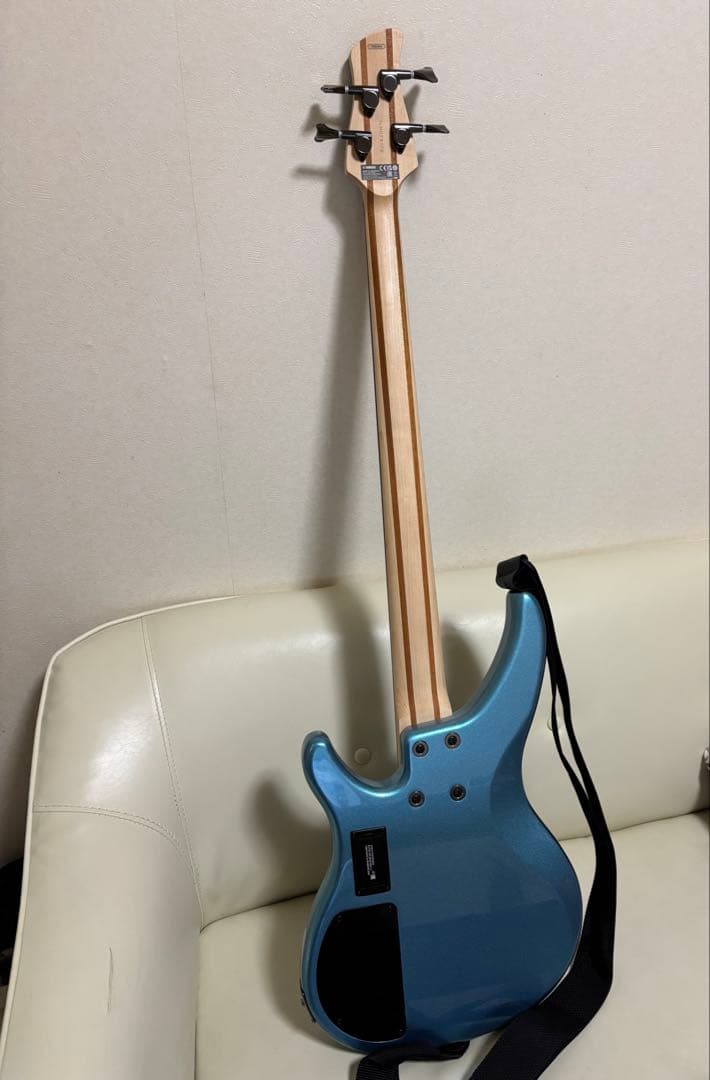Yamaha エレキベース メタリックブルーTRBX304