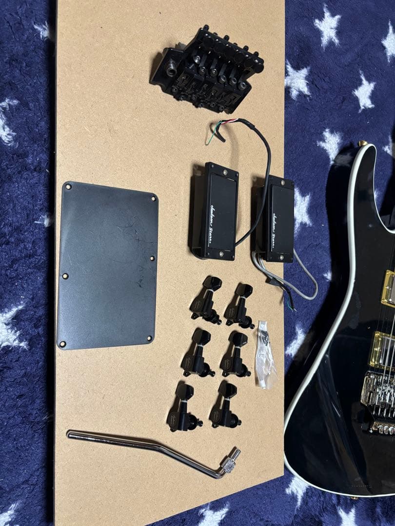 Grover Jackson ブラックエレキギター