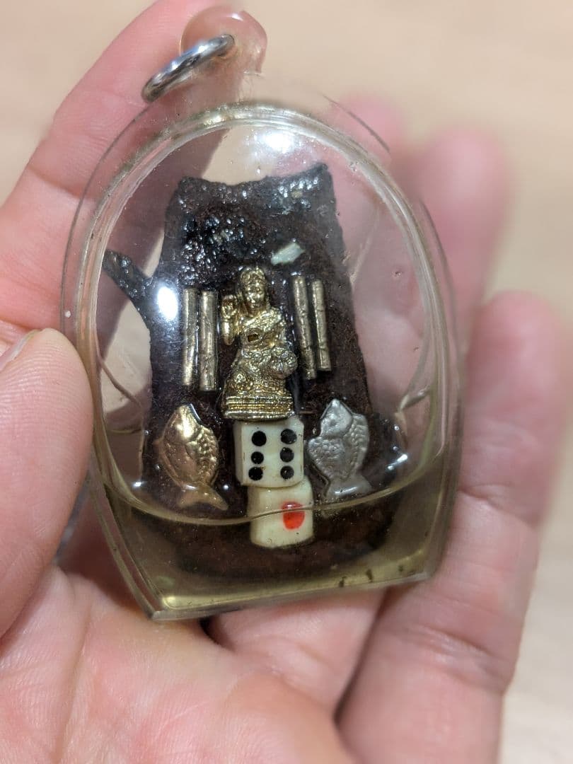 【専用】タイのお守りプラクルアンッ！猫だ！キャット！幸運のお守り！！結構古そう…