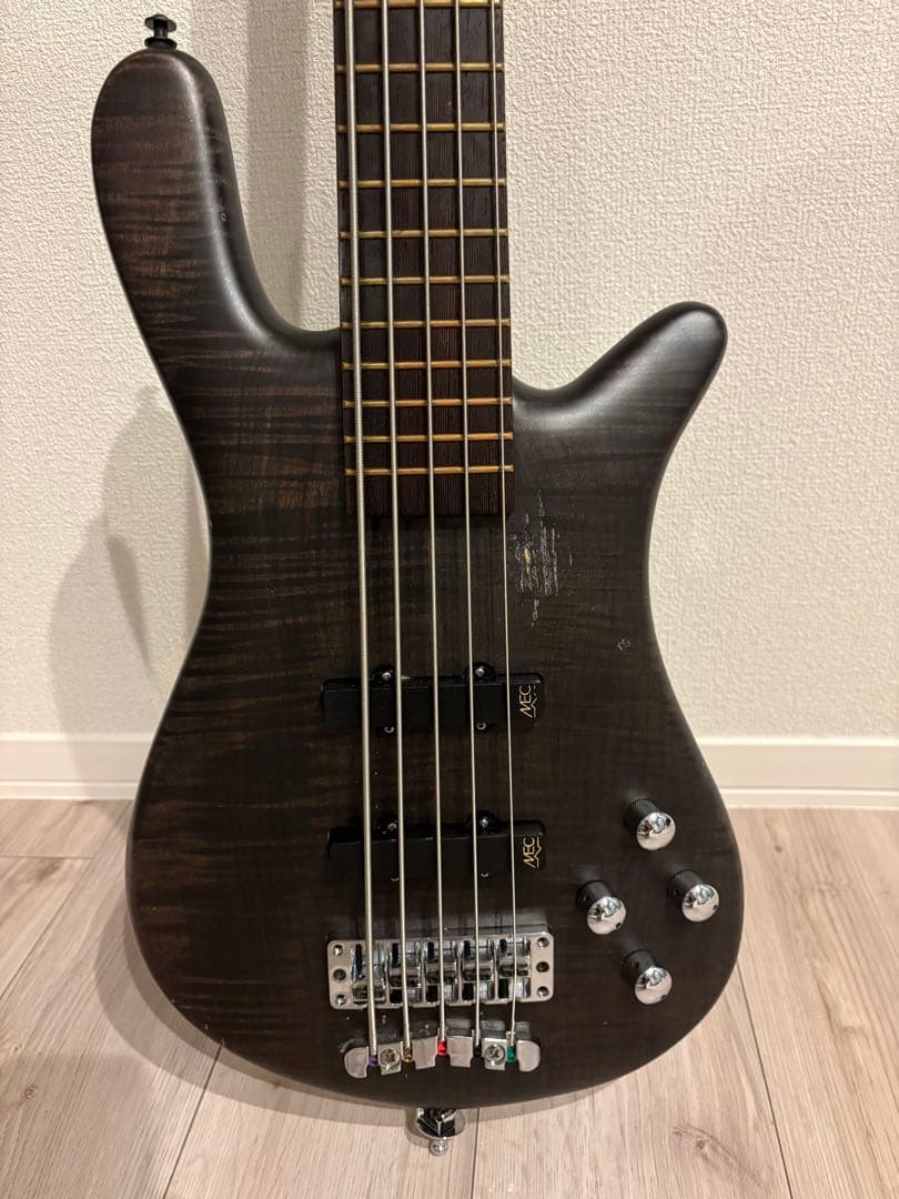 ベース Warwick Streamer LX 5