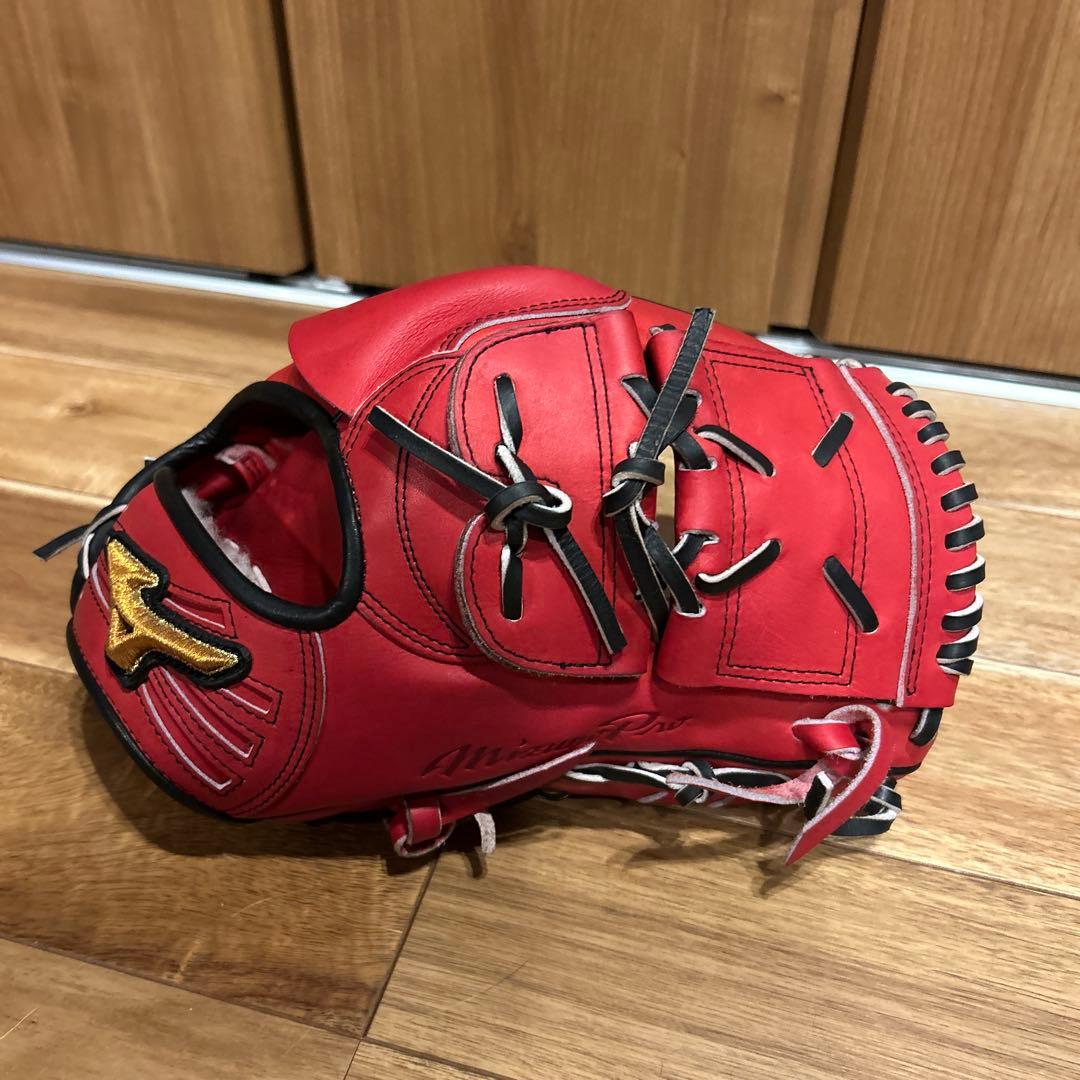 ミズノプロ　軟式投手用グラブ　伊藤大海モデル
