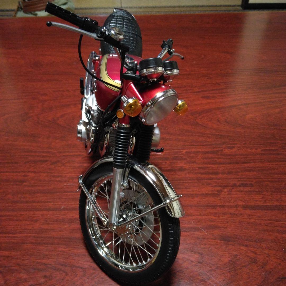 オートバイ・バイク MINICHAMPS Honda CB 750 1:6