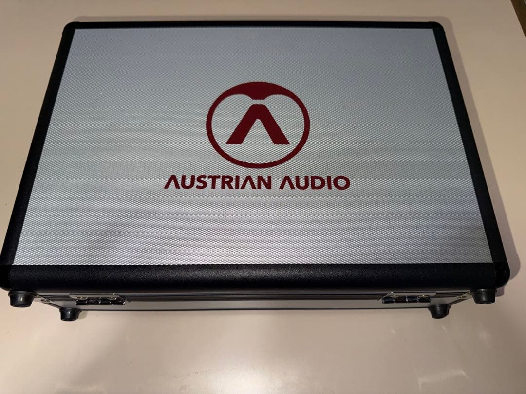 Austrian Audio OC18コンデンサーマイク
