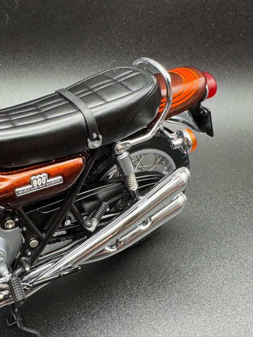 MINICHAMPS 1/12 Kawasaki Z1 900キャンディブラウン