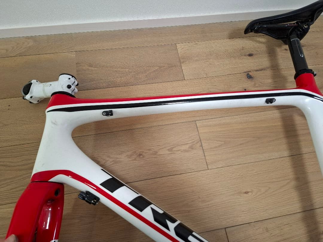 ま*ろ様 TREK MADONE4.5 フレームセット カーボンフレーム　56サ