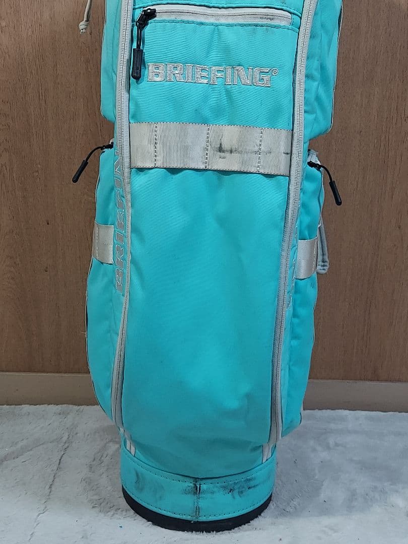 希少 人気色アクア〈BRIEFING〉キャディバッグ ブリーフィング 終売品