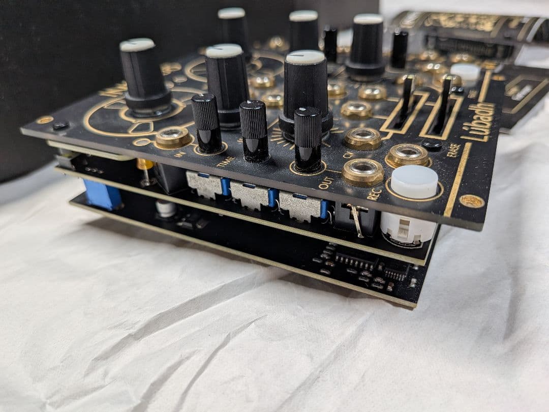 Instruo Lubadh と Expansion Pack ユーロラック