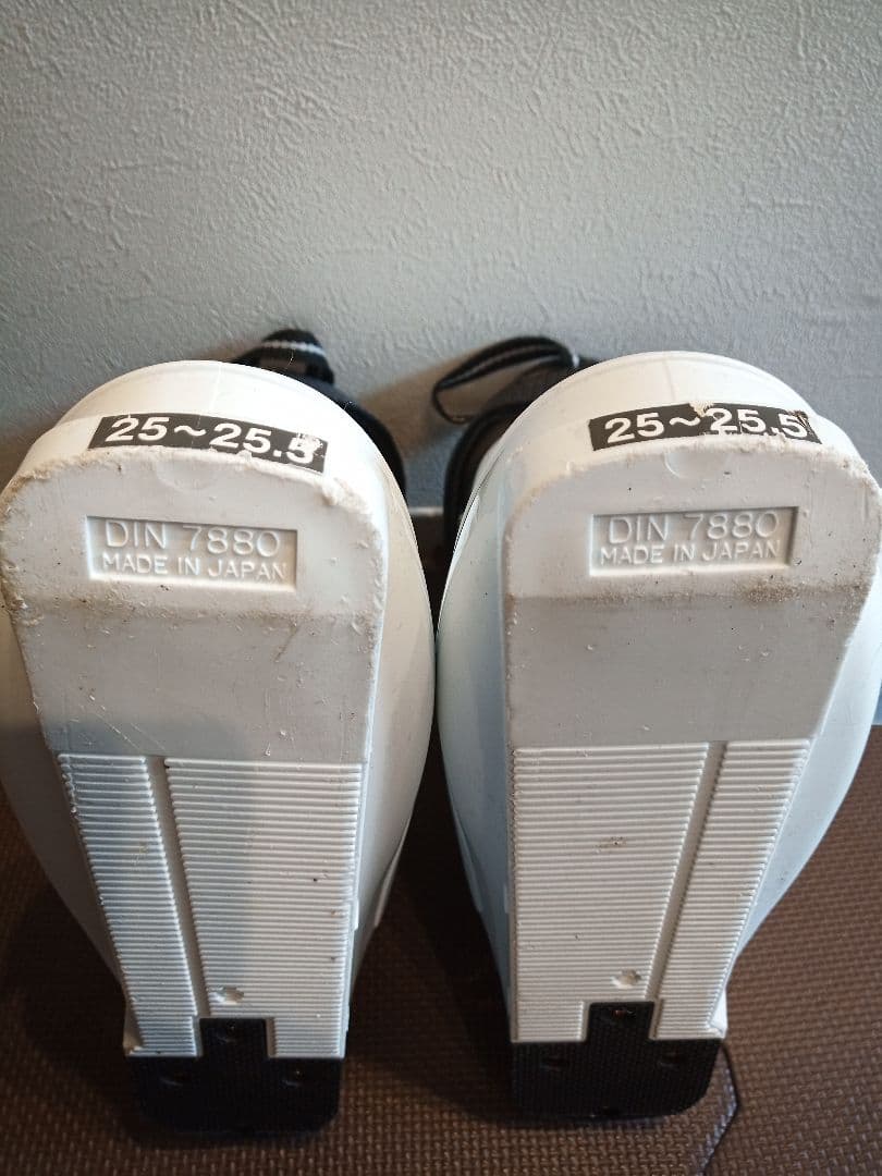 GENFACTORY CARVE X スキー用ブーツ 女性用 ホワイト 1回使用