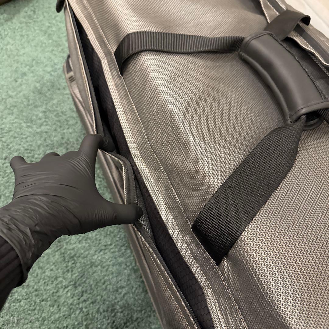 トゥミ TUMI製2輪キャリーケース大