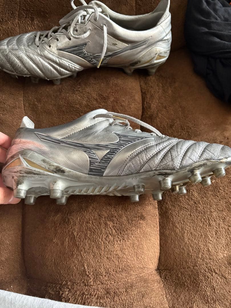 Mizuno サッカーシューズ・スパイク シルバー