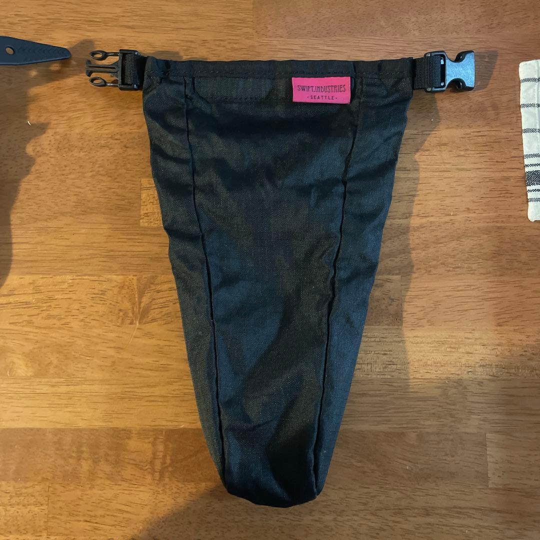 SWIFT INDUSTRIES every day caddy サドルバッグ