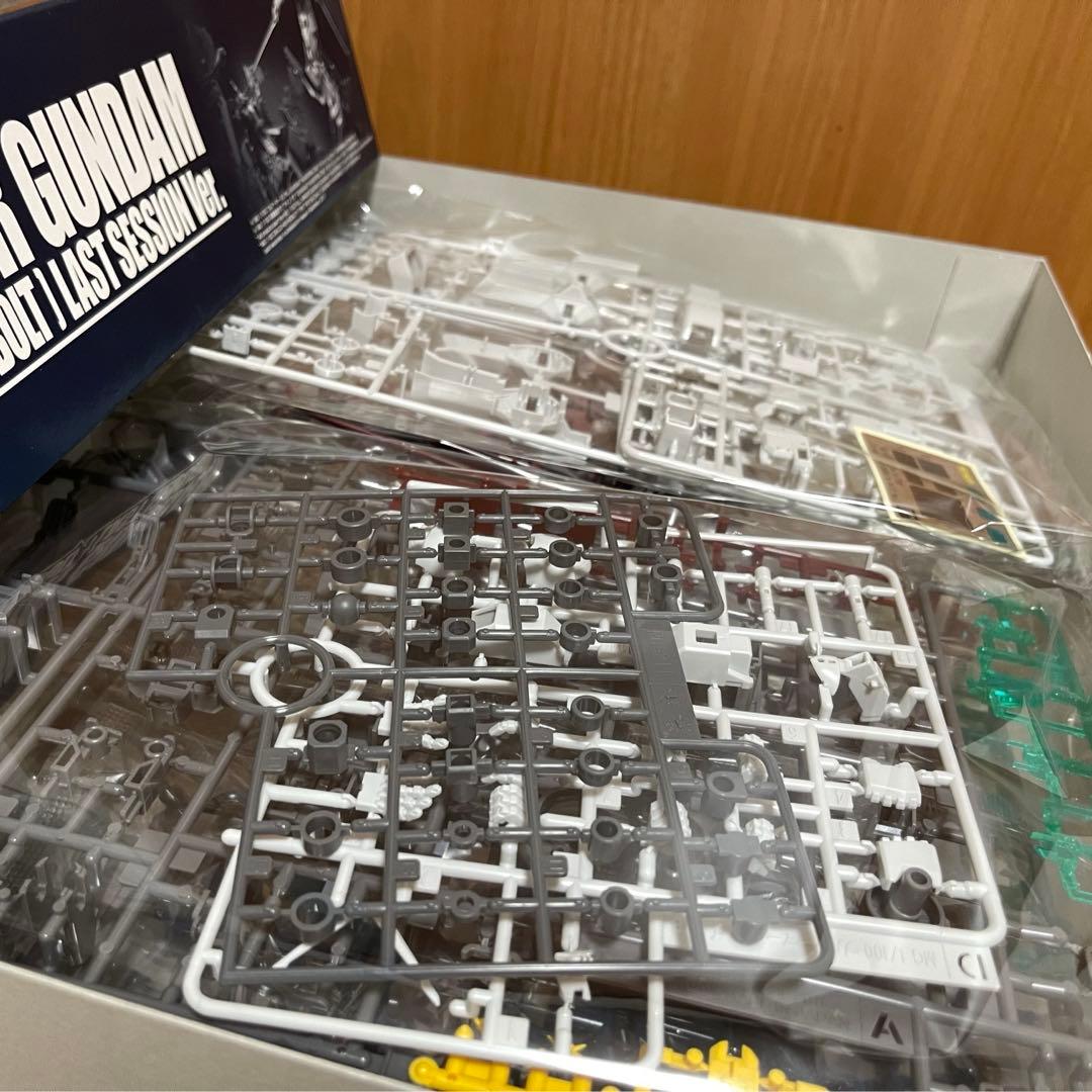 MGサイコ・ザク フルアーマー・ガンダム　サンダーボルトラストセッションver.