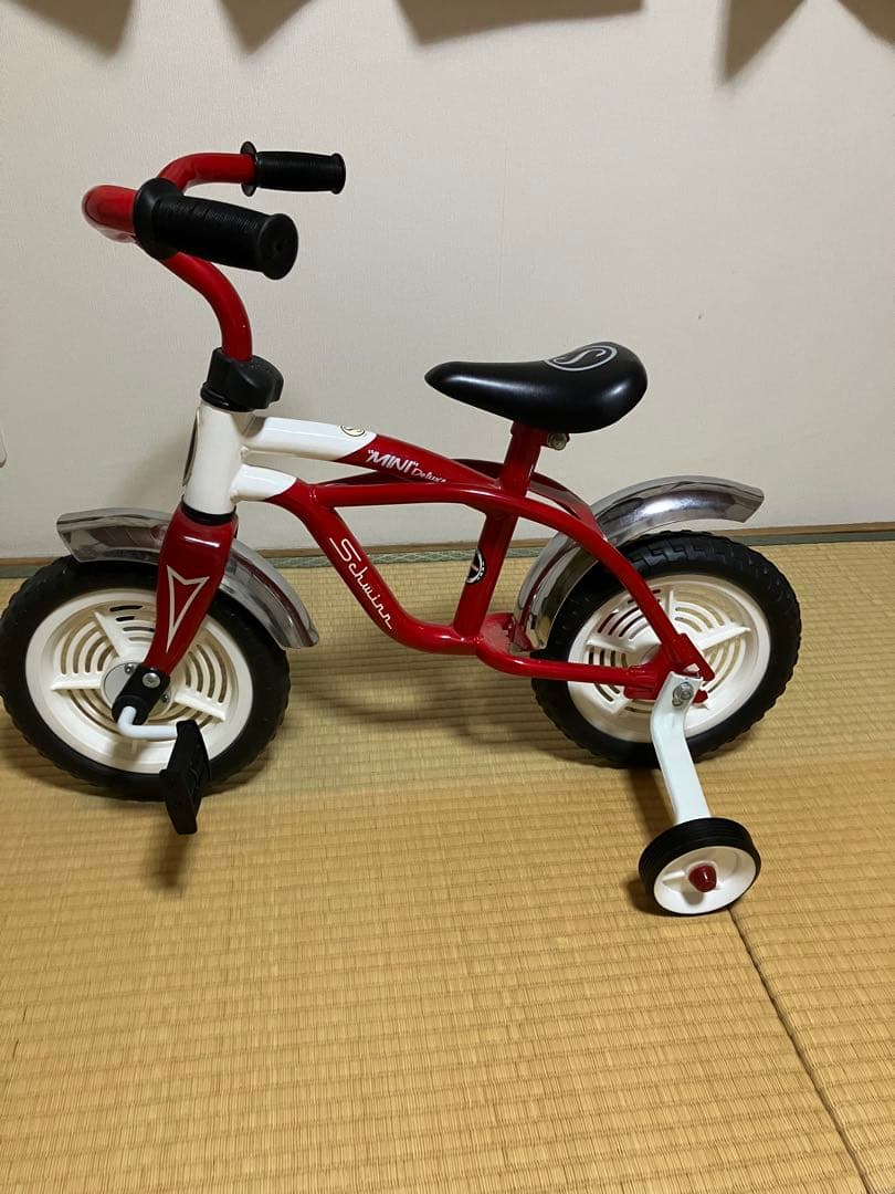 シュウイン　SCHWINN　三輪車　組み立てたのみで未使用