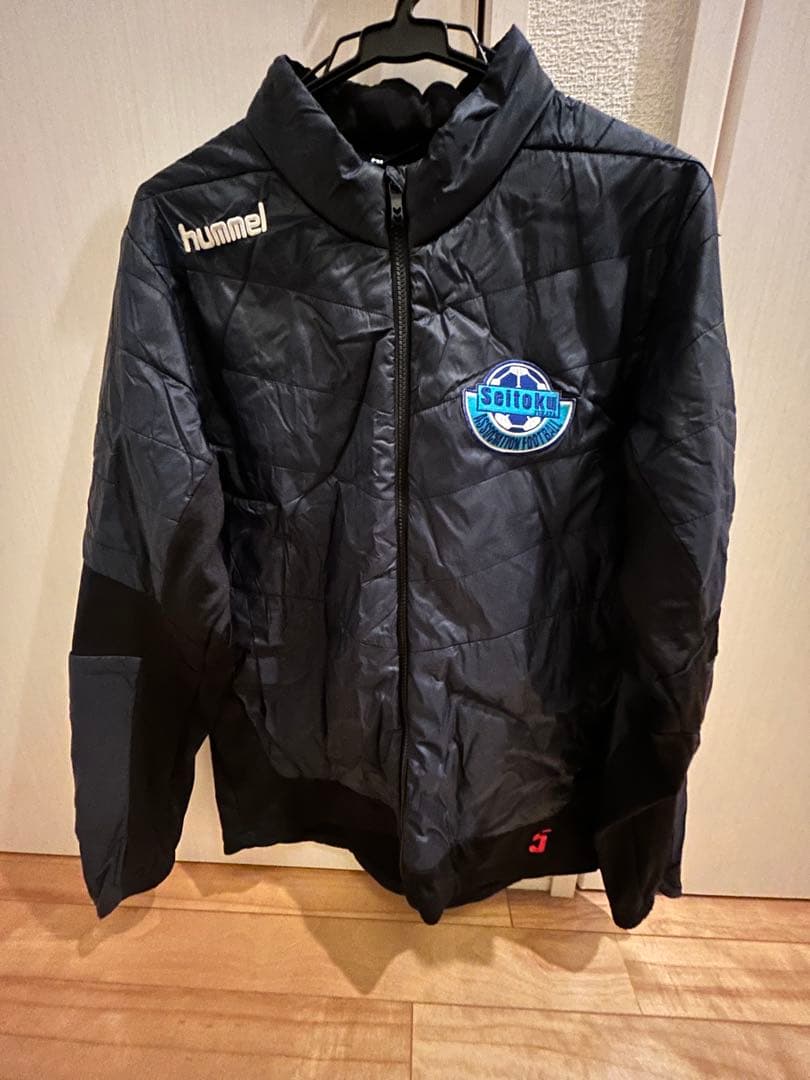 ウィンドブレーカー 上下セット hummel