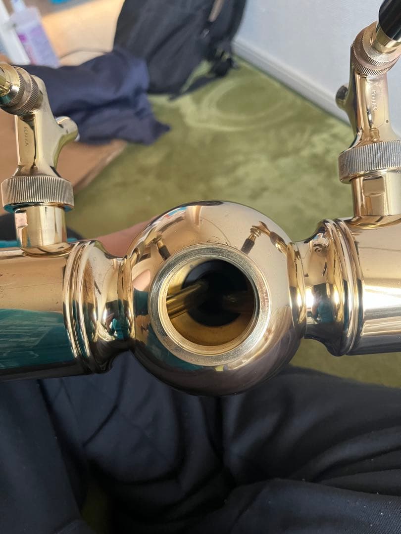 ビールサーバー 卓上タイプ 黒と金